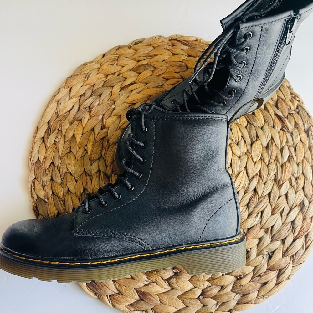 Girls Doc Marten’s